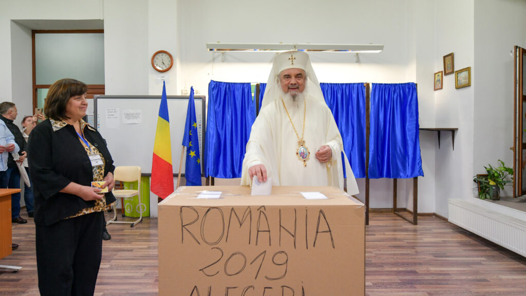 Alegeri prezidenţiale 2019: Patriarhul Daniel şi-a exprimat dreptul la vot