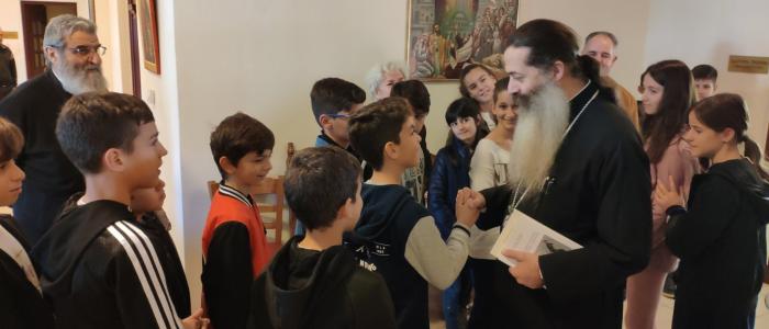 Μεγάλο πλήθος πιστών κατακλύζει καθημερινά τα Γραφεία της Ι.Μ. Φθιώτιδος