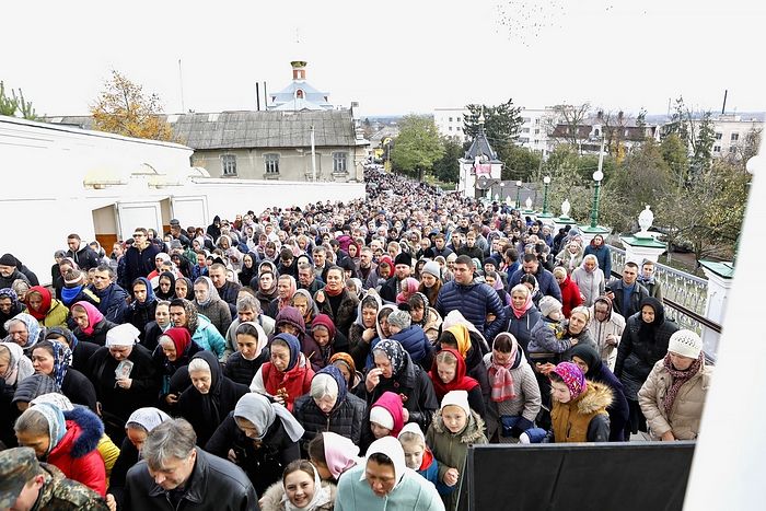 В ПОЧАЕВСКОЙ ЛАВРЕ СОСТОЯЛИСЬ ТОРЖЕСТВА ПО СЛУЧАЮ ДНЯ ПАМЯТИ ПРЕПОДОБНОГО ИОВА