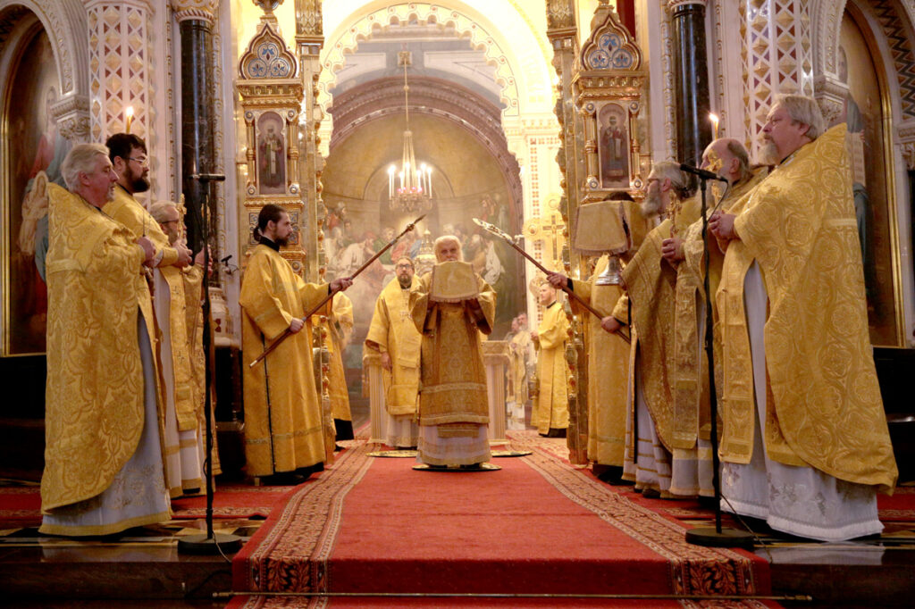Общецерковный съезд: Училищем любви должна быть каждая приходская община