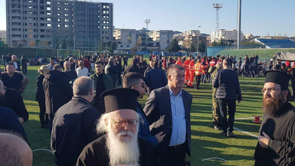 Arhiepiscopul Anastasie a mers în Durrës imediat după cutremur. Ce ajutor oferă Biserica Albaniei