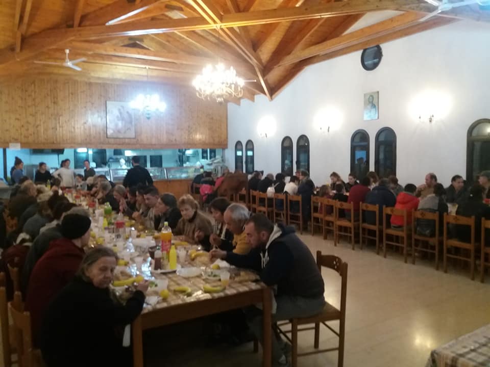 Konkretisht pranë atyre që u goditën nga tërmeti