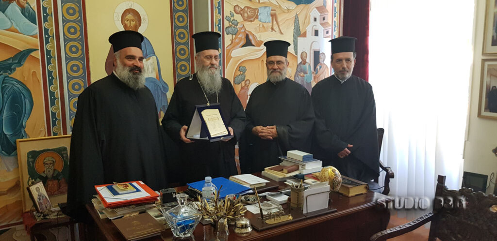 Επίτιμα μέλη του ΙΣΚΕ οι Μητρ. Δημητριάδος και Ναυπάκτου