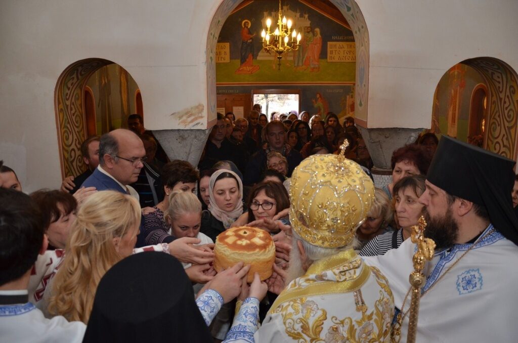 Општа болница Ваљево прославила своје небеске заштитнике Свете лекаре и бесребренике Козму и Дамјана
