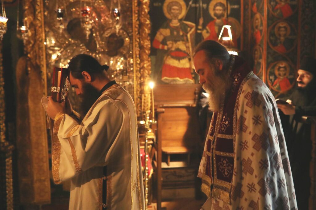 Στην Ι.Μ.Μ. Βατοπαιδίου ο Μητροπολίτης Κισάμου