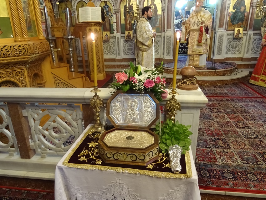 Η Κόρινθος τιμά τους Αγ. Διονύσιο και Πρίμο