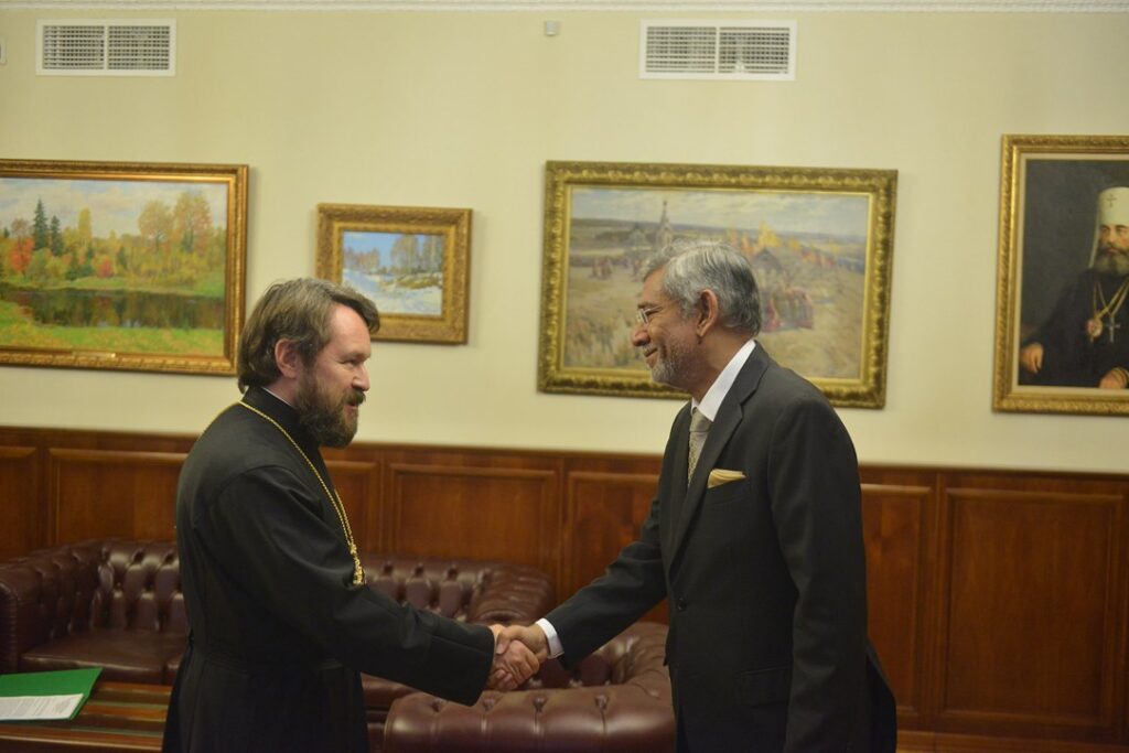 Metropolitan Hilarion of Volokolamsk meets with Sri Lankan Ambassador to Russia