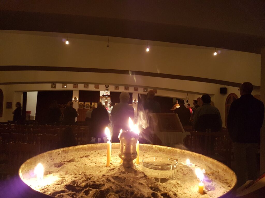 Ιερά Αγρυπνία και πρωτοβουλία μίας παρέας νέων ανθρώπων