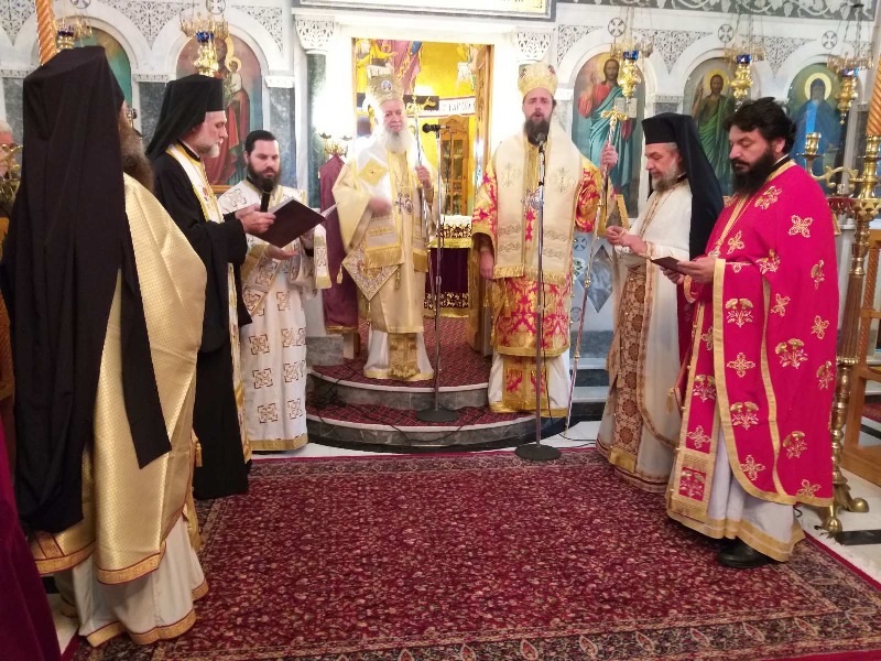 Αρχιερατικό συλλείτουργο στις Ροβιές Β. Ευβοίας