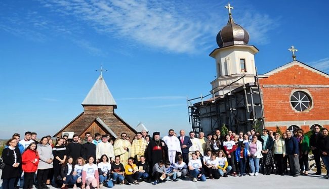 Cinci case de tip familial vor fi construite pentru 60 de copii abandonați din Bihor