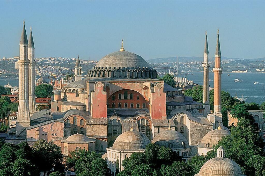 Τουρκία: Επαναφέρουν το θέμα μετατροπής της Αγιά Σοφιάς σε τζαμί