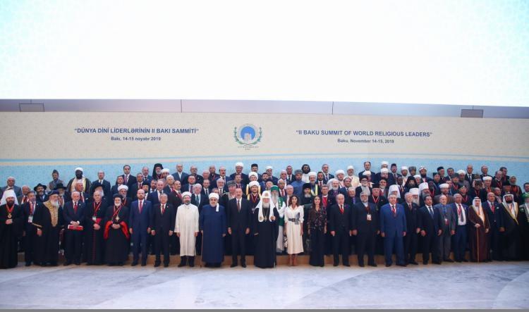 Святейший Патриарх Кирилл прибыл в Баку