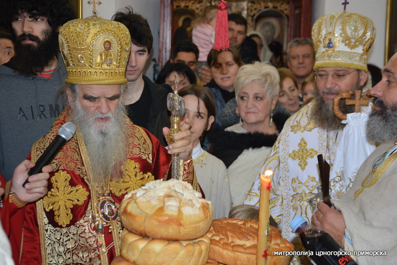 Митрополит Амфилохије одликован орденом Украјинске цркве Рођење Христово