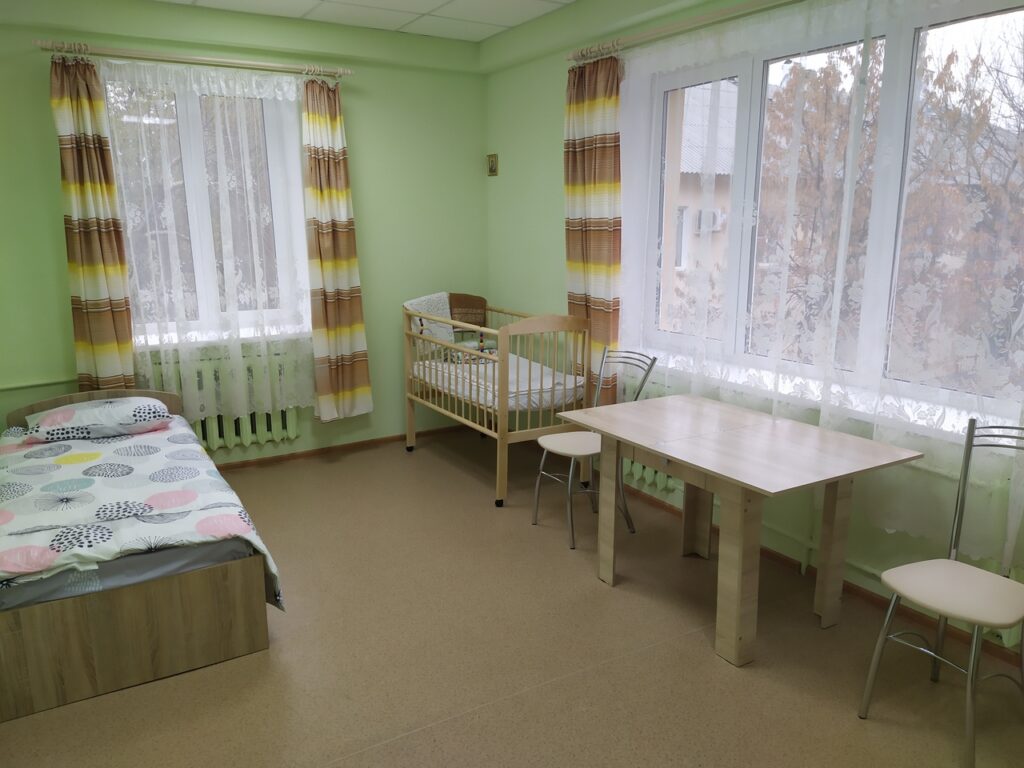 За один месяц Церковь откроет 4 приюта для беременных женщин