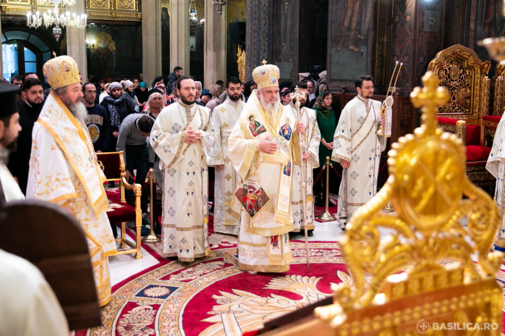 Cum trebuie să ne pregătim pentru sărbătoarea Naşterii Domnului – Patriarhul Daniel