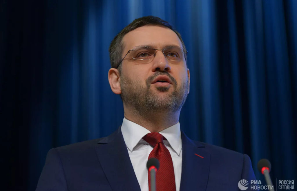 РПЦ приветствовала действия иерархов ЭПЦ, запретивших служить раскольникам