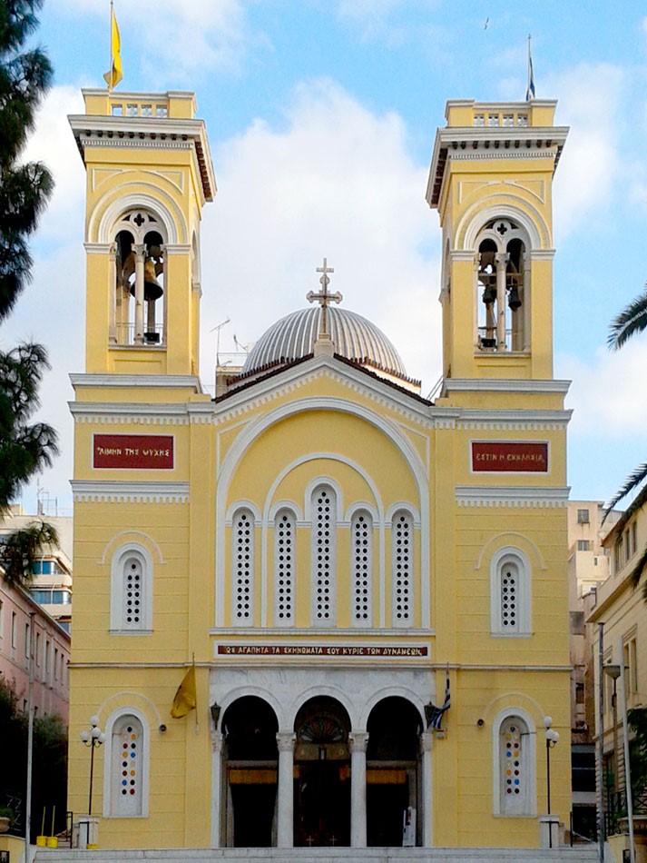 Το ιερό λείψανο της δεξιάς χειρός του Αγίου Σπυρίδωνος στον Πειραιά