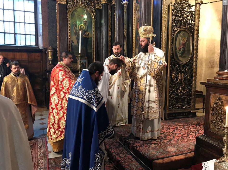 Εις πρεσβύτερον χειροτονία του Διακόνου Nemanja Komnenov