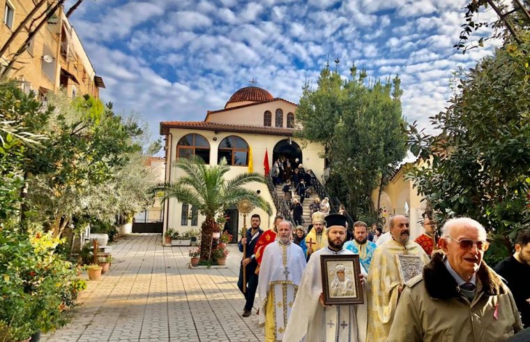 Mitropolia e Elbasanit Famullia e “Shën Nikollës” Elbasan Kremtohet Festa e “Shën Nikollës” në kishën tonë