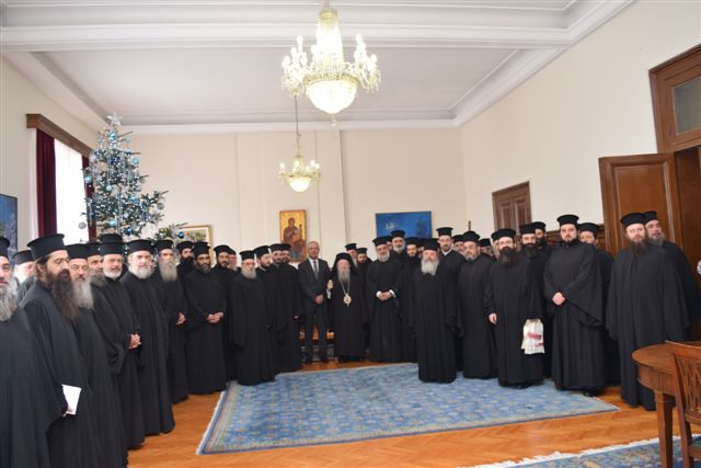 ΘΕΣΣΑΛΟΝΙΚΗ: Δεκάδες κληρικοί στην Έκθεση στο Διοικητήριο