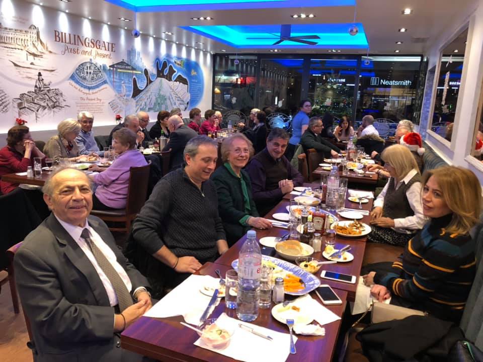 Ένα χριστουγεννιάτικο δείπνο στην Κοινότητα Harrow