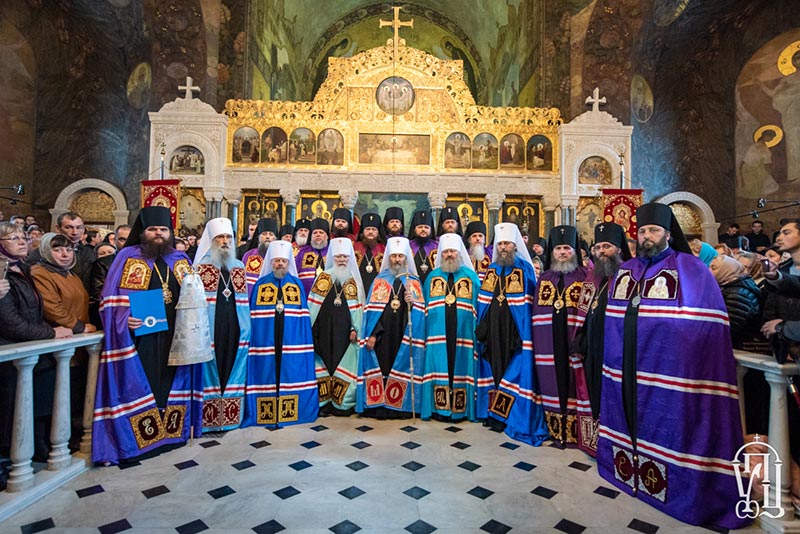 Блаженнейший митрополит Онуфрий совершил Литургию и возглавил епископскую хиротонию в Киево-Печерской лавре