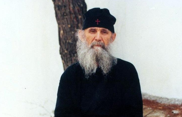 Părintele Efrem Filotheitul a trecut la Domnul