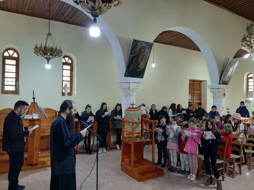 Χριστουγεννιάτικη γιορτή για τα παιδιά στην Αλβανία