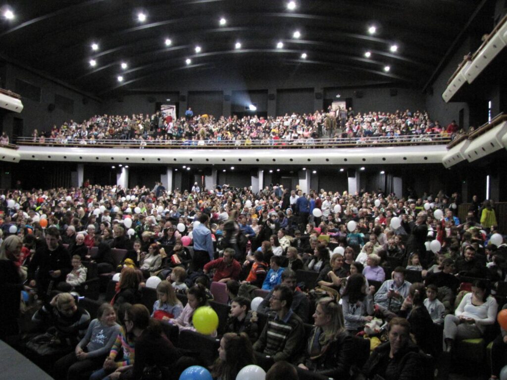 Светониколајевска академија „Светосавског звонца“