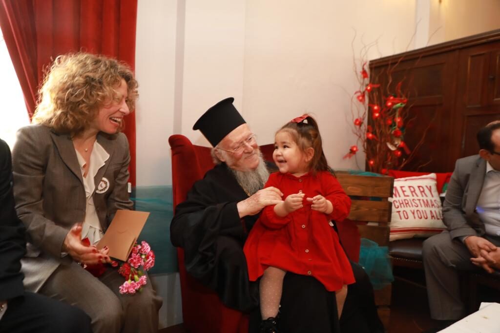 Ο Οικ. Πατριάρχης κοντά στα παιδιά του Μ. Ρεύματος