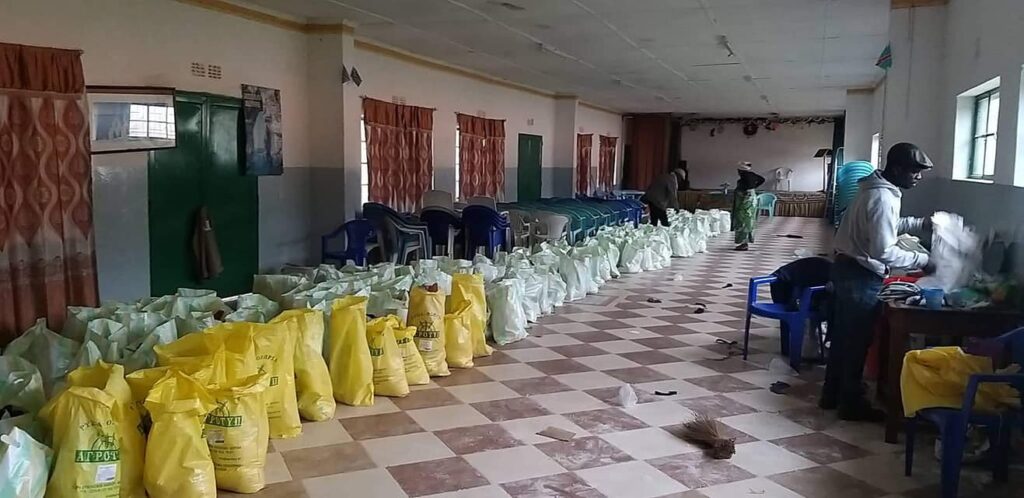 Τα δέματα- “φιλί” της ζωής στο κέντρο της Αφρικής