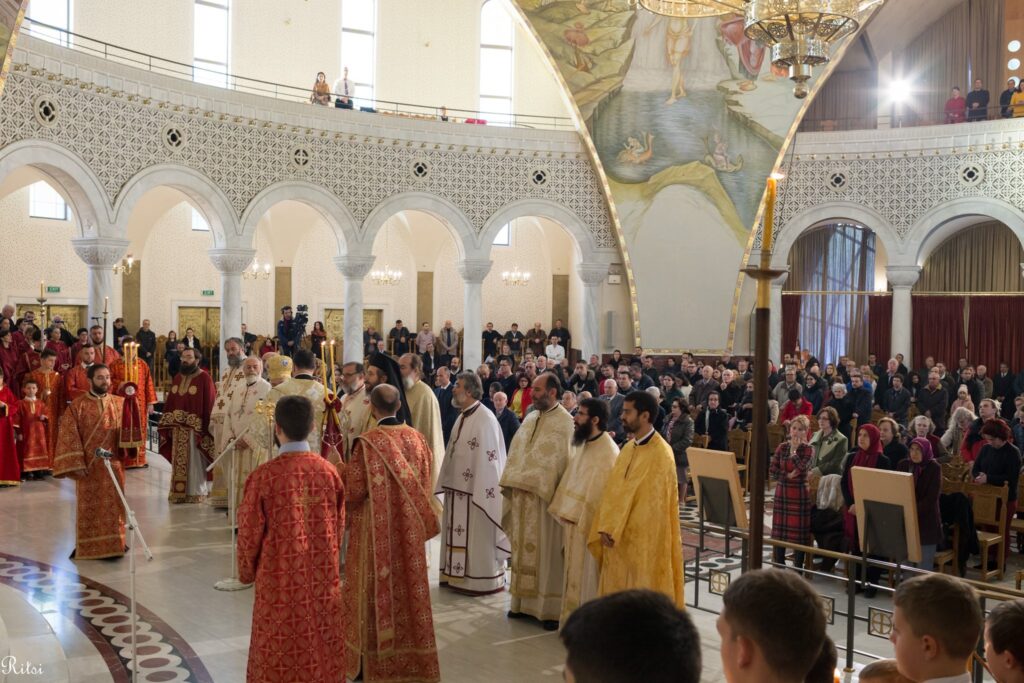 Kremtimi i Krishtlindjes në Tiranë