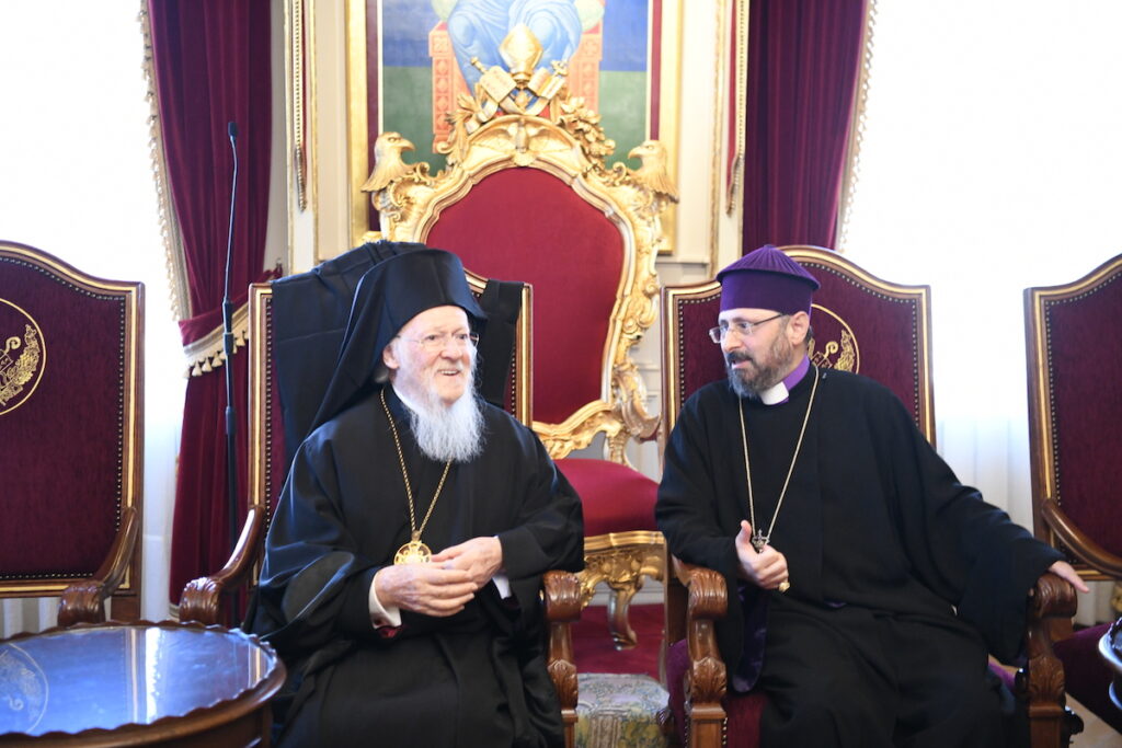 Ευχές του Πατριάρχου στον νεοεκλεγέντα Αρμένιο Πατριάρχη στην Τουρκία