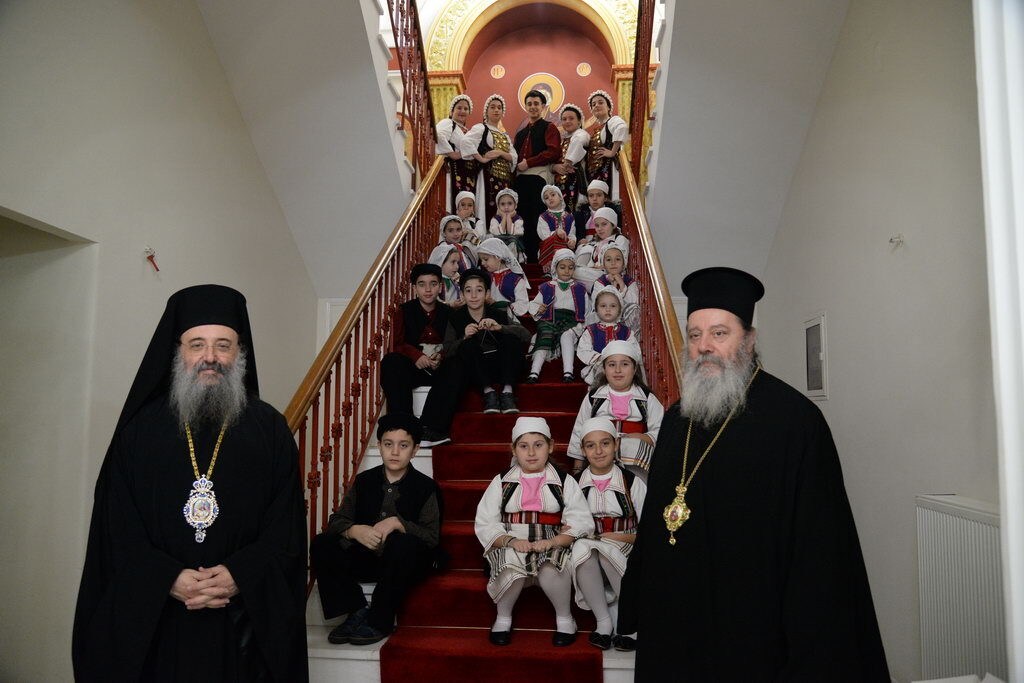 Η ΦΩΤΟΓΡΑΦΙΑ ΤΗΣ ΗΜΕΡΑΣ: “Πλημμύρα χαράς Χριστουγέννων”