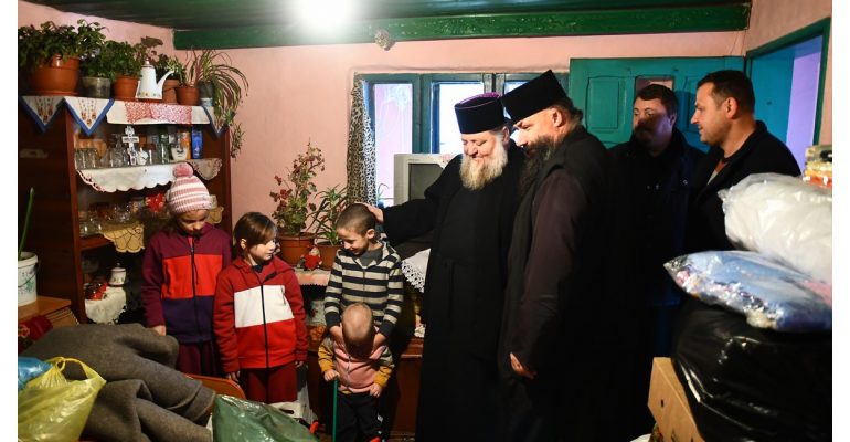 Daruri pentru nevoiași din partea Mănăstirii Hadâmbu