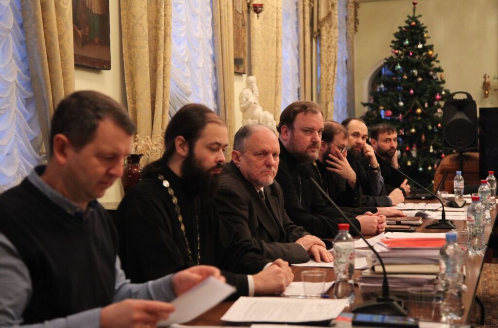 В Издательском совете состоялось очередное заседание Коллегии по научно-богословскому рецензированию и экспертной оценке