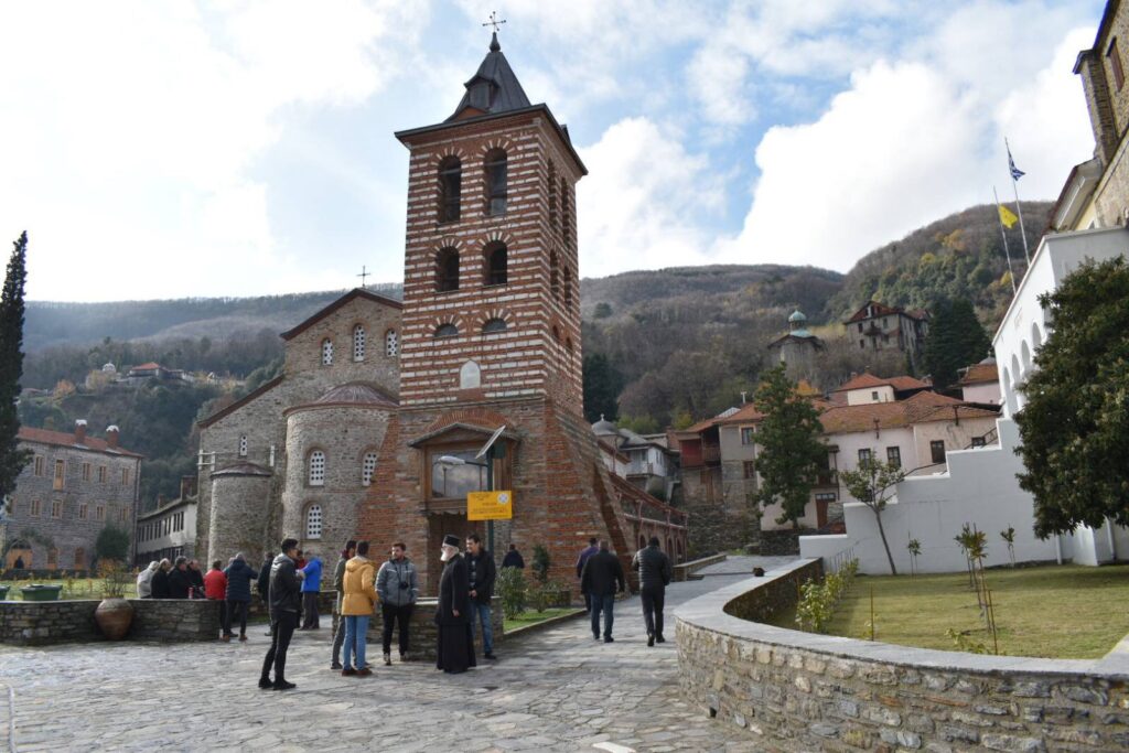 Στο Άγιο Όρος η  Εκκλησιαστική Ακαδημία Θεσσαλονίκης