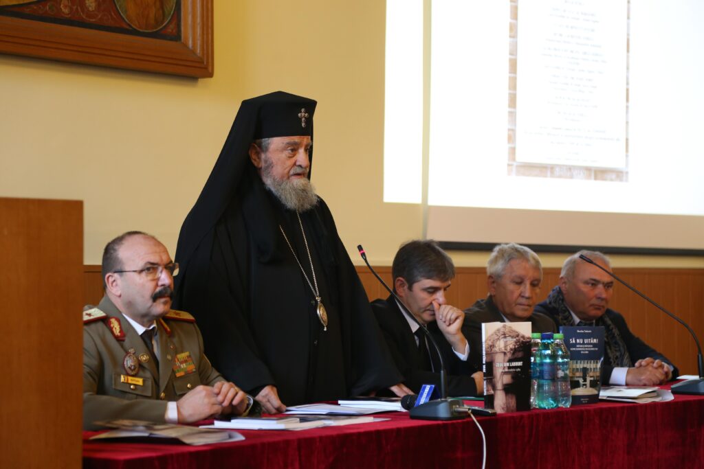 Mitropolitul Ardealului rememorează evenimentele din ‘89: Tinerii au îngenuncheat în fața Catedralei și au spus Tatăl nostru