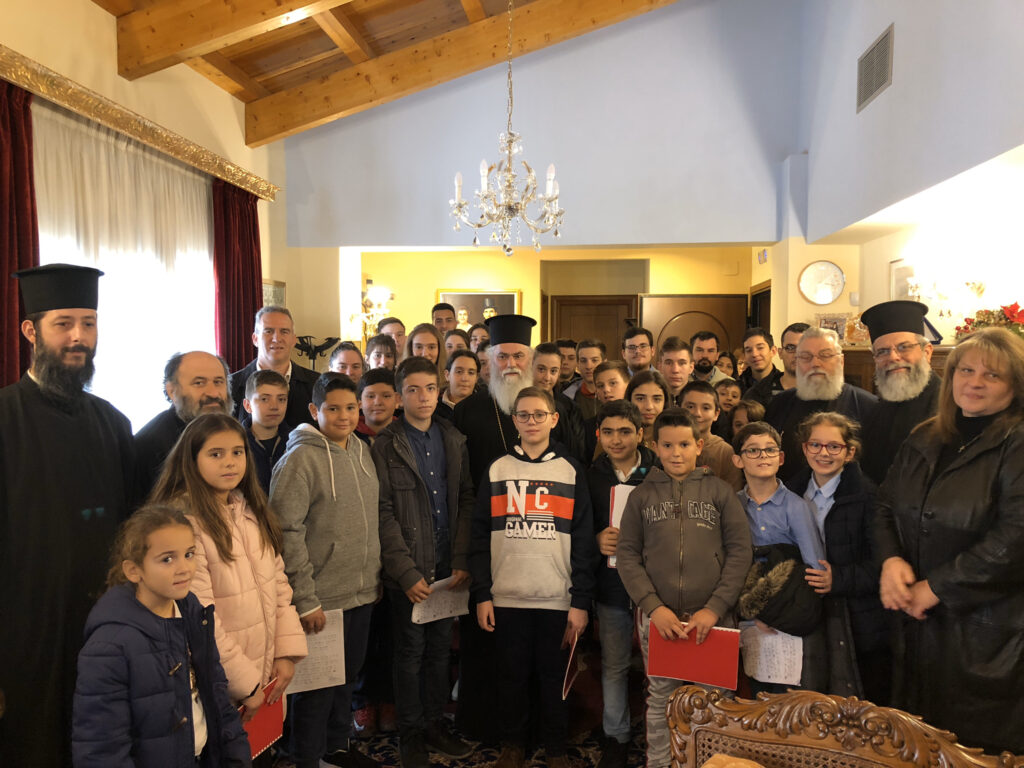 Κοντά τους ασθενείς ο Μητρ. Καλαβρύτων