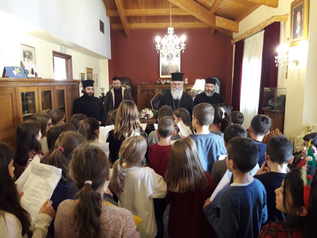 «Πλημμύρισαν» από παιδικές φωνές τα γραφεία της ΙΜ Καλαβρύτων