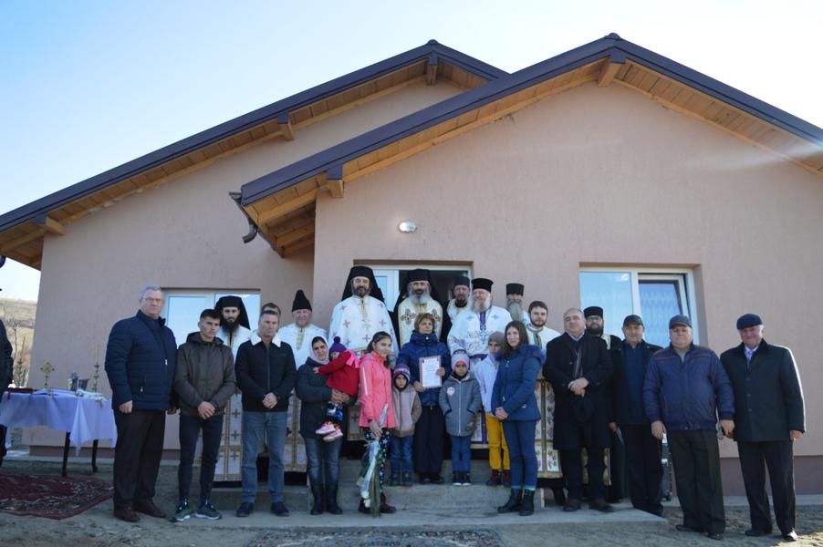 Casa construită de Mănăstirea Hadâmbu pentru o familie din Ion Neculce a fost sfințită de Episcopul Antonie