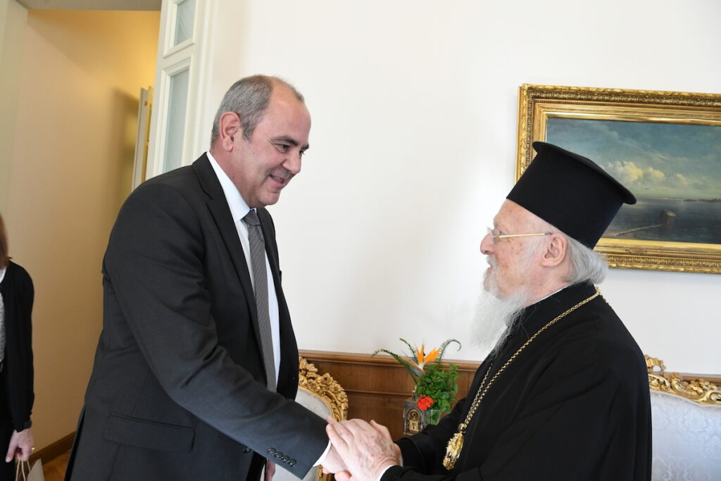 Ο Υφυπουργός Παιδείας στον Οικουμενικό Πατριάρχη (ΦΩΤΟ)