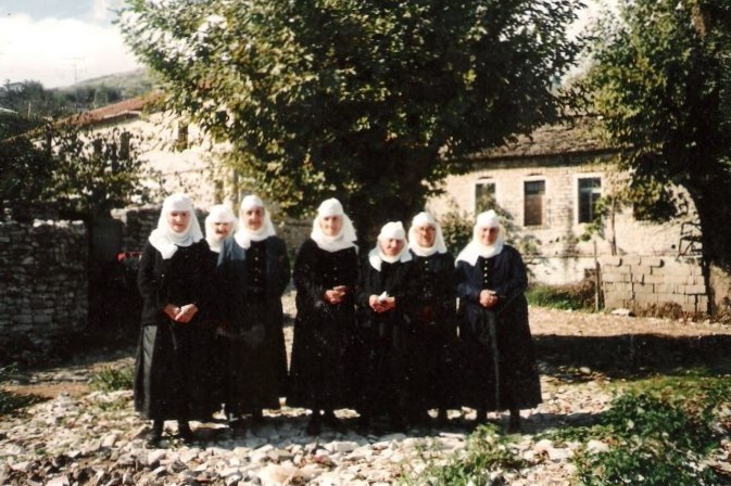 Ήθη, παραδόσεις και βορειοηπειρώτικη ταυτότητα