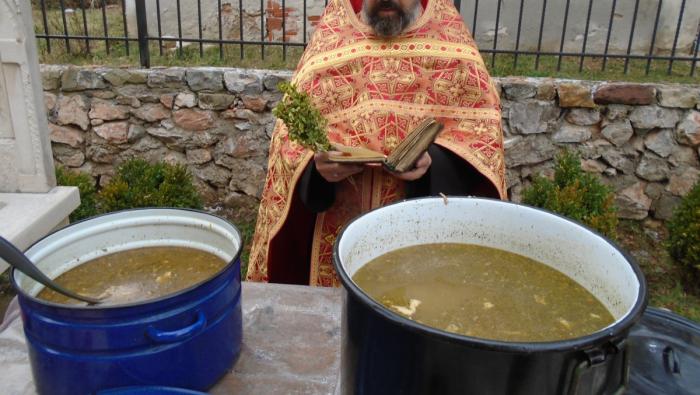 На Рождество Христово в катедралния храм в Сливен ще бъде раздаден топъл обяд