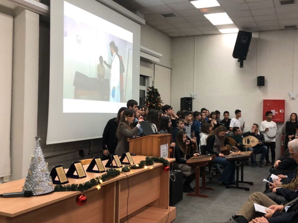 «Χριστούγεννα Για Όλο Τον Κόσμο»