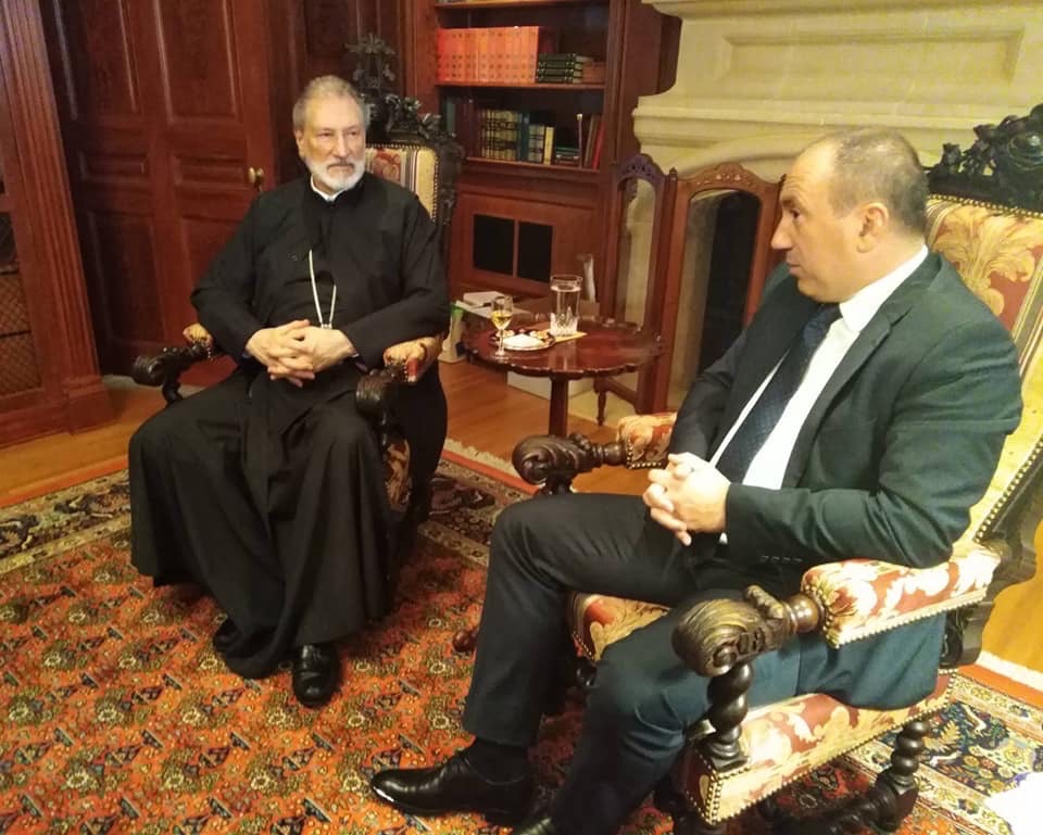 BiH Foreign Minister meets with Bishop Irinej