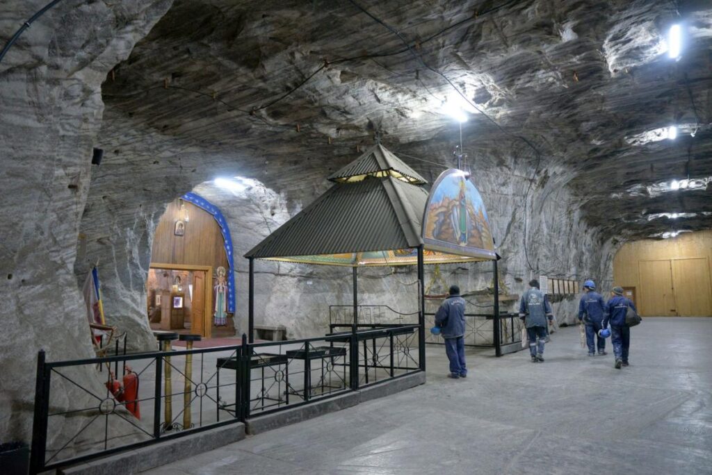 Photo feature on subterranean Chapel of St. Barbara, located deep inside a Romanian salt mine