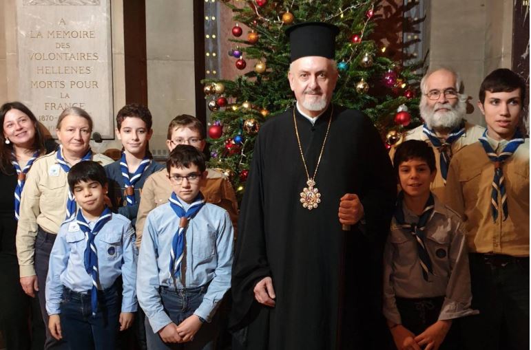 Tα Κάλαντα στον Σεβ. Μητροπολίτη Γαλλίας κ. Εμμανουήλ