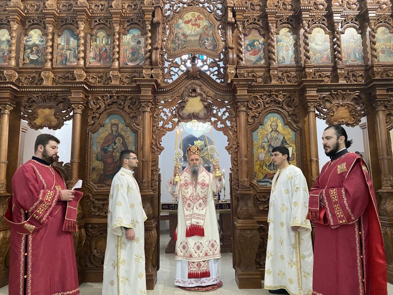 Света архијерејска Литургија у Саборном храму у Вуковару