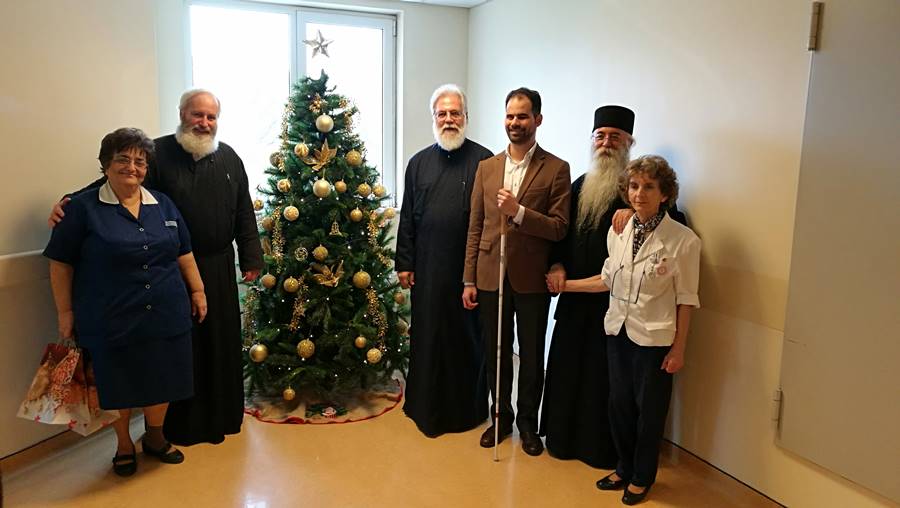 Επίσκεψη αγάπης του Μητροπολίτη Ιλίου σε σοβαρά ασθενείς